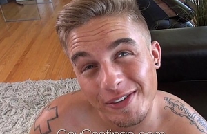 HD GayCastings - Young guy strenuous with cum within reach his audition